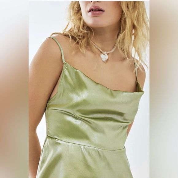 - Urban Outfitters Shiny Satin Asymmetrical Mallory Mini Dress . B15 - Picture 3 of 8